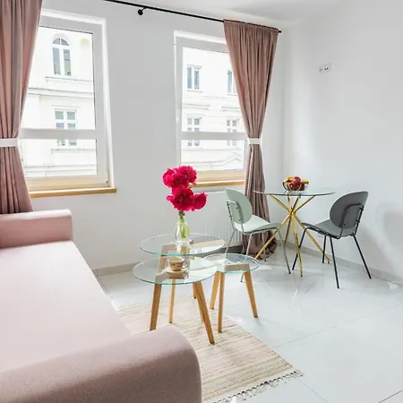 Moveen! Nowoczesne Studia Z Parkingiem! 10 Min Od Centrum Apartment *