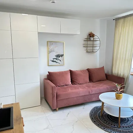 Moveen! Wynajem Apartamentow We Wroclawiu! 10 Minut Od Centrum Apartament