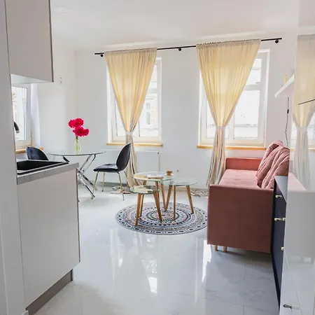 Apartment Moveen! Nowoczesne Studia Z Parkingiem! 10 Min Od Centrum Wroclaw