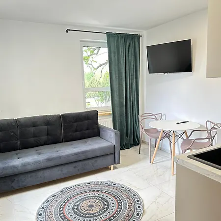 Apartment Moveen! Nowoczesne Studia Z Parkingiem! 10 Min Od Centrum