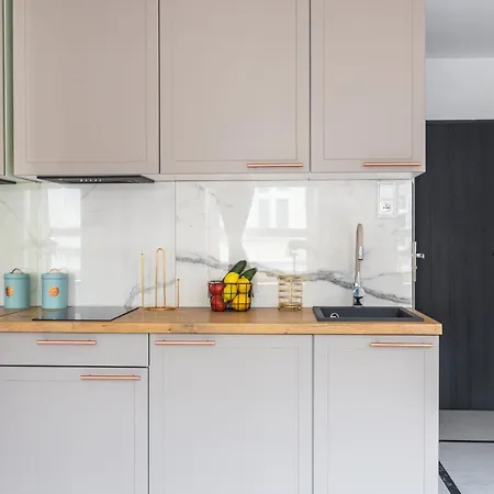 Moveen! Wynajem Apartamentow We Wroclawiu! 10 Minut Od Centrum * Вроцлав