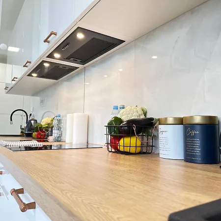 Moveen! Wynajem Apartamentow We Wroclawiu! 10 Minut Od Centrum Вроцлав