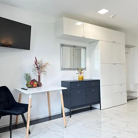 Moveen! Wynajem Apartamentow We Wroclawiu! 10 Minut Od Centrum Апартаменты Вроцлав