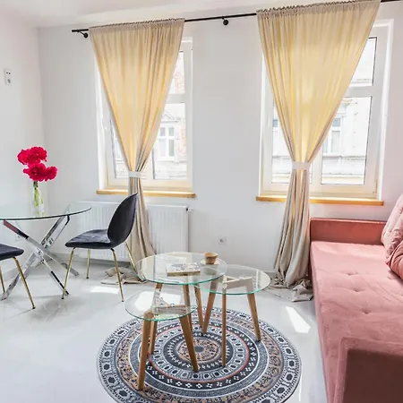 Moveen! Nowoczesne Studia Z Parkingiem! 10 Min Od Centrum Appartement *