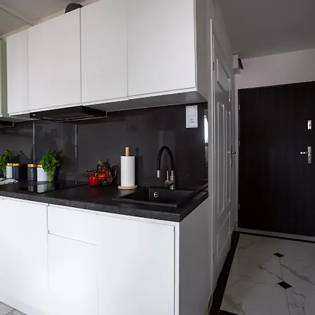 Moveen! Nowoczesne Studia Z Parkingiem! 10 Min Od Centrum *