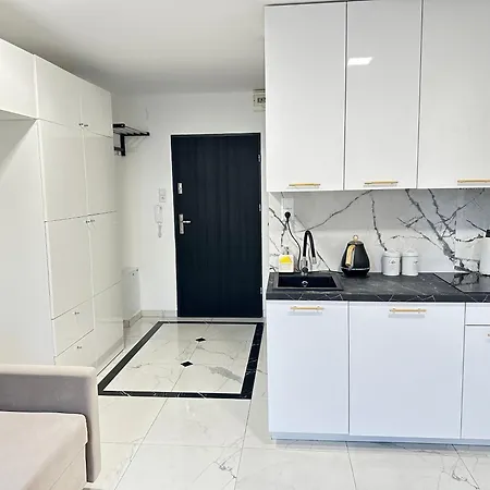 Moveen! Nowoczesne Studia Z Parkingiem! 10 Min Od Centrum Apartamento Wrocław