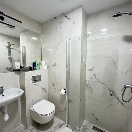 Moveen! Nowoczesne Studia Z Parkingiem! 10 Min Od Centrum *