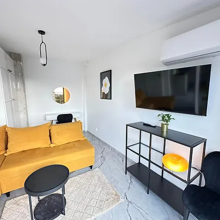 Moveen! Nowoczesne Studia Z Parkingiem! 10 Min Od Centrum Apartamento Wrocław