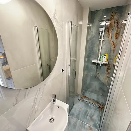 Moveen! Nowoczesne Studia Z Parkingiem! 10 Min Od Centrum *