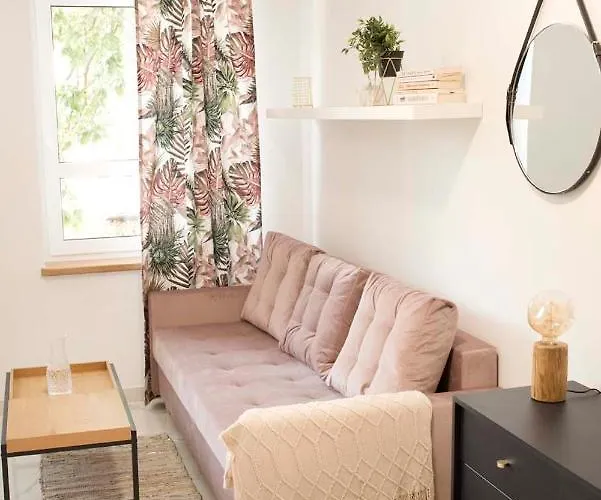 Moveen! Nowoczesne Studia Z Parkingiem! 10 Min Od Centrum Breslavia