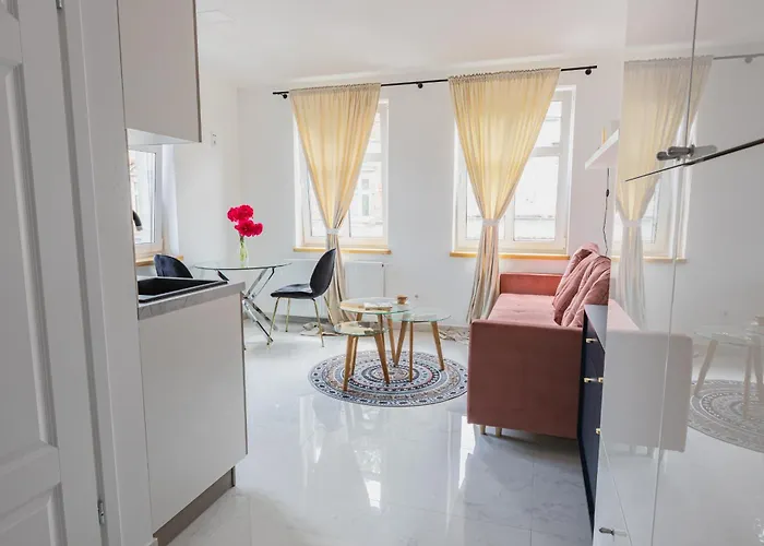 Apartamento Moveen! Nowoczesne Studia Z Parkingiem! 10 Min Od Centrum Breslavia