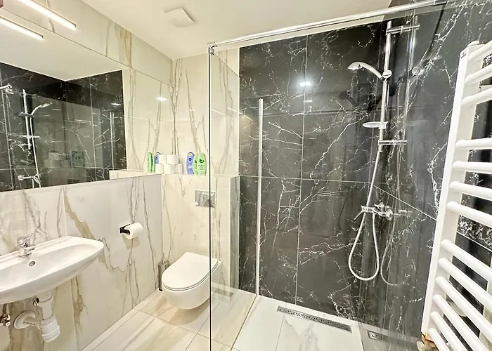 Moveen! Nowoczesne Studia Z Parkingiem! 10 Min Od Centrum Apartamento Breslavia